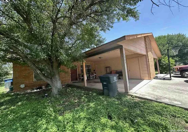 Photo 3 of Multi family home for sale at 1525 Eichen, New Braunfels, TX 78130 | MLS# 1950420 | Listing updated on 2026-08-17