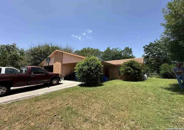 1st image of 1525 Eichen, New Braunfels, TX 78130 | MLS# 1950420
