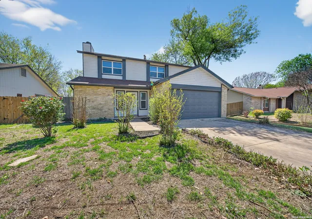 Photo 2 of Single family home for sale at 9814 Broad Forest, San Antonio, TX 78250 | MLS# 1950432 | Listing updated on 2026-04-01