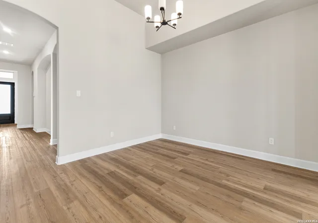 Photo 4 of Single family home for sale at 137 Gallant Fox, Castroville, TX 78009 | MLS# 1950436 | Listing updated on 2026-09-14