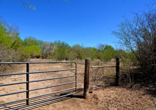 1st image of 4972 County Road 324, Beeville, TX 78102 | MLS# 1950487