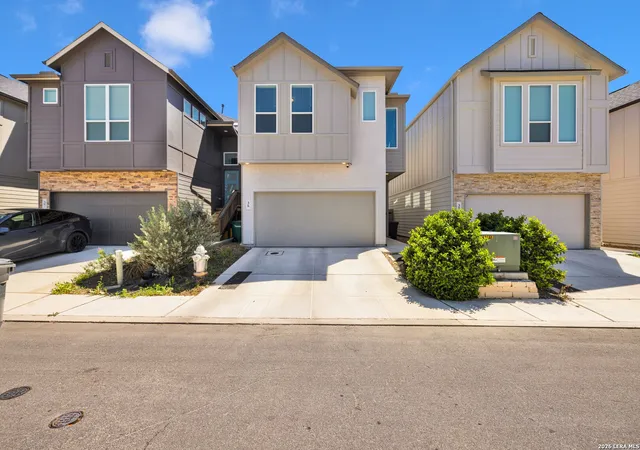 Listing Photo 2 - Condo for sale in building located at 8851 Oakland, San Antonio, TX 78240 - Unit #UNIT 36