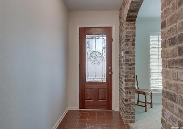 Photo 4 of Sale Pending at 907 Silver Spruce St, San Antonio, TX 78232 | MLS# 1950538 | Listing updated on 2026-04-04