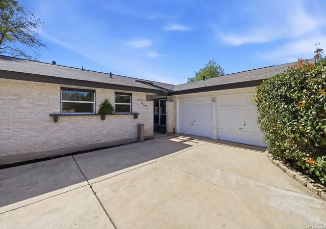 3rd image of 7522 Wishing Oaks, Live Oak, TX 78233 | MLS# 1950597