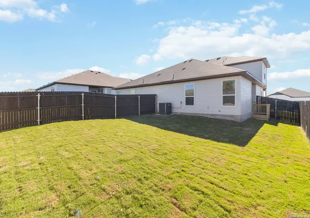 4th image of 428 Cross Barn, Buda, TX 78610 | MLS# 1950601
