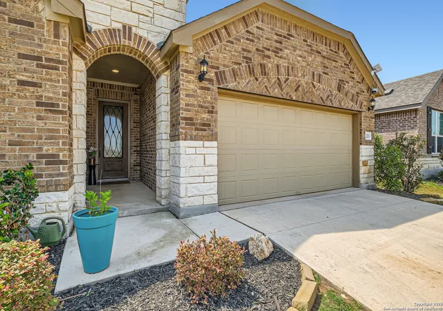 3rd image of 2215 Zachry, New Braunfels, TX 78132 | MLS# 1950610