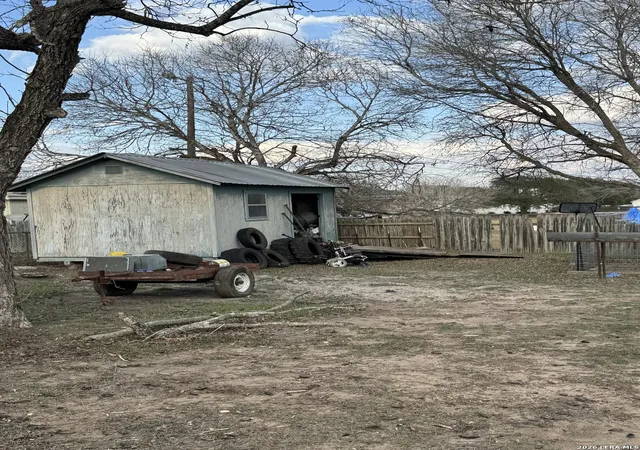 Photo 19 of Single family home for sale at 406 Goliad, Runge, TX 78151 | MLS# 1950616 | Listing updated on 2026-06-27