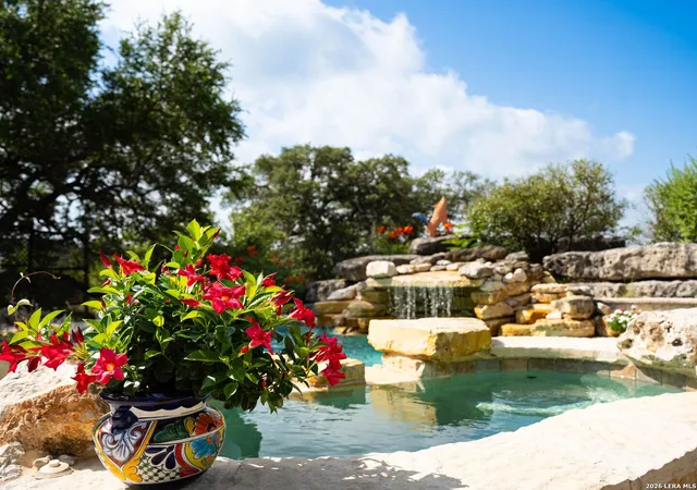 1st image of 209 River Cliff Pl, Spring Branch, TX 78070 | MLS# 1950654
