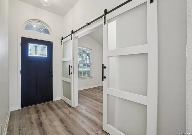 Photo 4 of Sale Pending at 450 Turnberry, Cibolo, TX 78108 | MLS# 1950659 | Listing updated on 2026-09-04