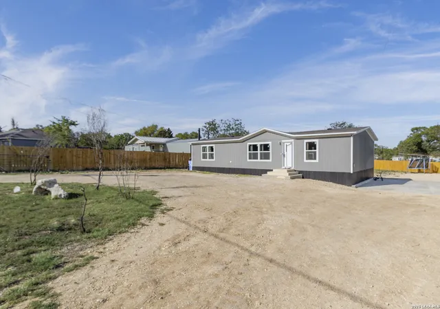 Photo 3 of Single family home for sale at 22819 Copper Canyon, Elmendorf, TX 78112 | MLS# 1950684 | Listing updated on 2026-09-02