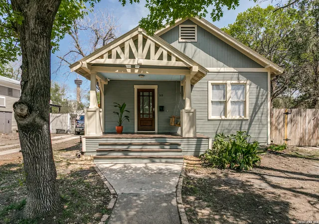 Photo 1 of Sale Pending at 315 Devine, San Antonio, TX 78210 | MLS# 1950689 | Listing updated on 2026-04-20