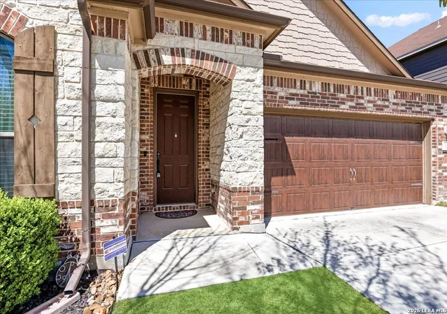 Photo 4 of Sale Pending at 217 Landmark Hvn, Cibolo, TX 78108 | MLS# 1950729 | Listing updated on 2026-04-15
