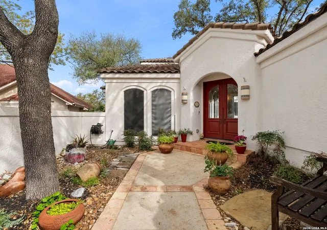 Photo 3 of Sale Pending at 1 Waterford Glen, San Antonio, TX 78257 | MLS# 1950732 | Listing updated on 2026-04-15