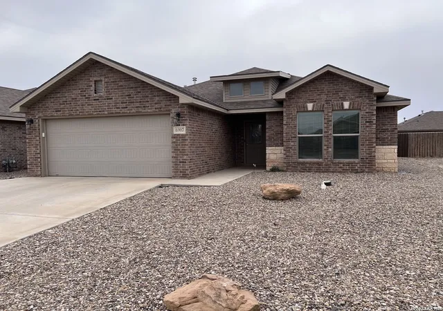 Photo 3 of Single family home for sale at 6907 Saddle Court, Midland, TX 79705 | MLS# 1950783 | Listing updated on 2026-04-30