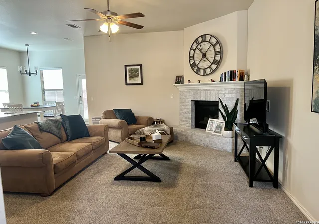 Photo 4 of Single family home for sale at 6907 Saddle Court, Midland, TX 79705 | MLS# 1950783 | Listing updated on 2026-04-30