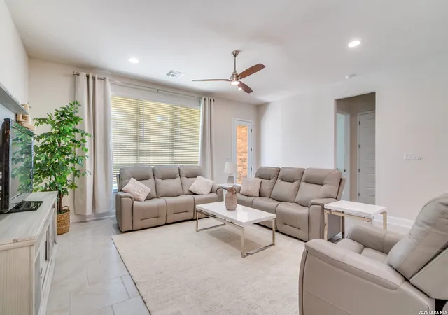 Photo 4 of Sale Pending at 1114 Aidenbaum, San Antonio, TX 78260 | MLS# 1950816 | Listing updated on 2026-05-12