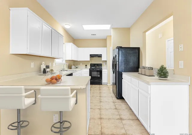 Photo 4 of Single family home for sale at 8635 Sunny Oaks, San Antonio, TX 78250 | MLS# 1950867 | Listing updated on 2026-09-19