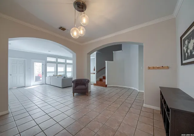 Photo 4 of Sale Pending at 120 Oakwell Farms, San Antonio, TX 78218 | MLS# 1950869 | Listing updated on 2026-04-18
