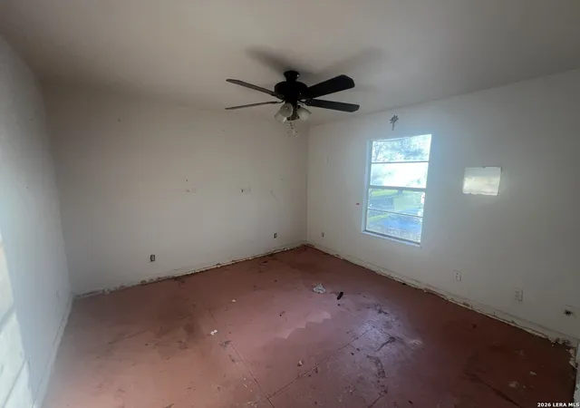 14th image of 231 Signal, Seguin, TX 78155 | MLS# 1950927
