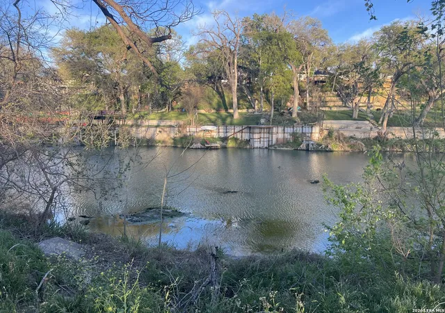 1st image of 231 Signal, Seguin, TX 78155 | MLS# 1950927