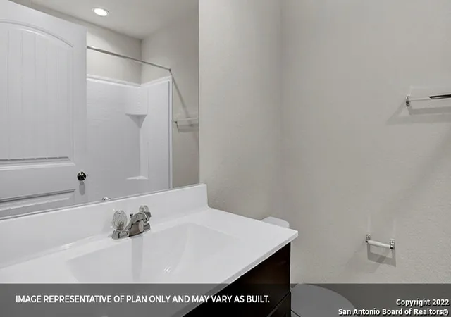 Photo 4 of Sale Pending at 21118 Boulder Flats, San Antonio, TX 78266 | MLS# 1950930 | Listing updated on 2026-04-27