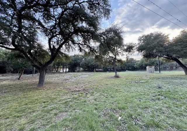 Homes for sale in Lakehills, TX | 406 Kruse Loop, Lakehills, TX 78063 | MLS# 1950940
