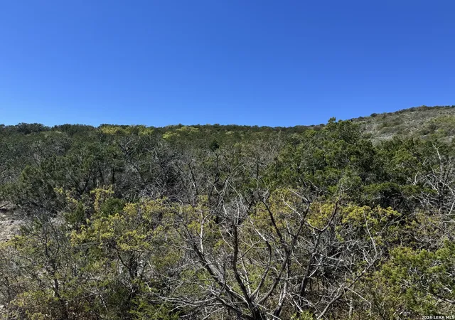5th image of 2325 Private Road 2700, Uvalde, TX 78801 | MLS# 1950978