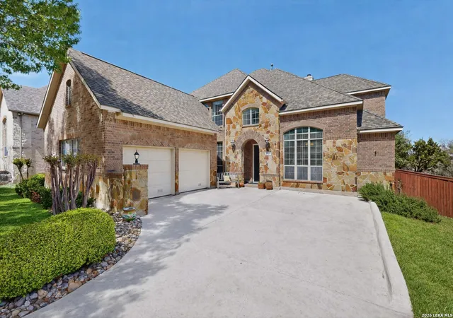 Photo 4 of Sale Pending at 7427 Stonewall Hl, San Antonio, TX 78256 | MLS# 1950982 | Listing updated on 2026-05-05