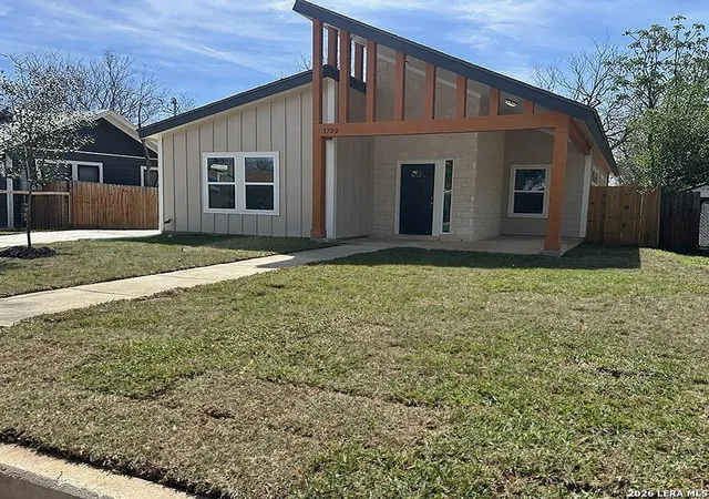 Homes for sale in San Antonio, TX | 1722 N Center St, San Antonio, TX 78202 | MLS# 1950986