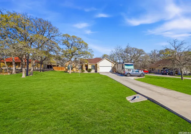 Photo 1 of Single family home for sale at 528 Jacobs, La Vernia, TX 78121 | MLS# 1950994 | Listing updated on 2026-10-08
