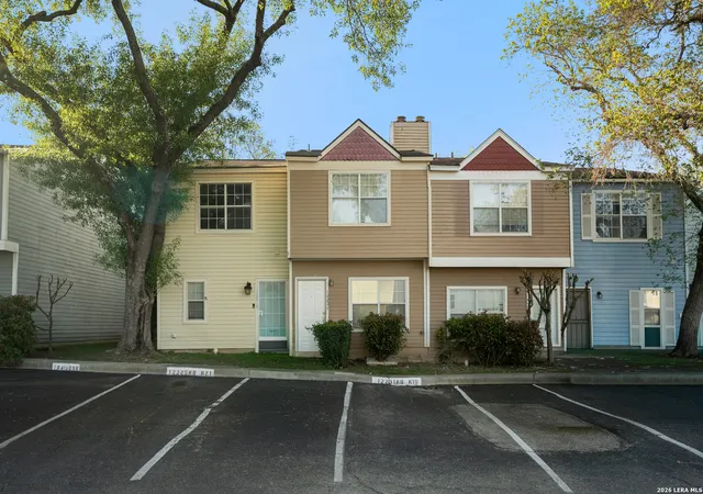 Photo 2 of Sale Pending at 12221 Magnolia Blossom, San Antonio, TX 78247 | MLS# 1951039 | Listing updated on 2026-08-01