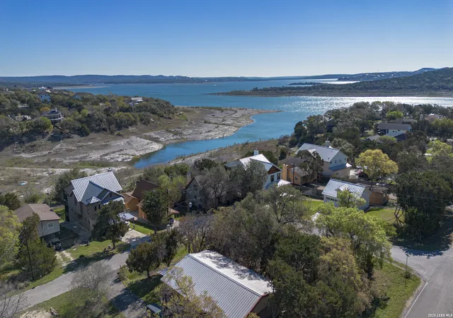3rd image of 4386 Morningside, Canyon Lake, TX 78133 | MLS# 1951042
