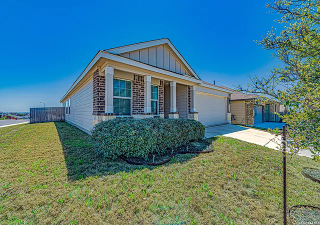 Photo 3 of Single family home for sale at 13024 Thyme, St. Hedwig, TX 78152 | MLS# 1951049 | Listing updated on 2026-04-01