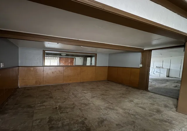 Photo 3 of Sale Pending at 215 W Bedford, San Antonio, TX 78226 | MLS# 1951082 | Listing updated on 2026-03-28