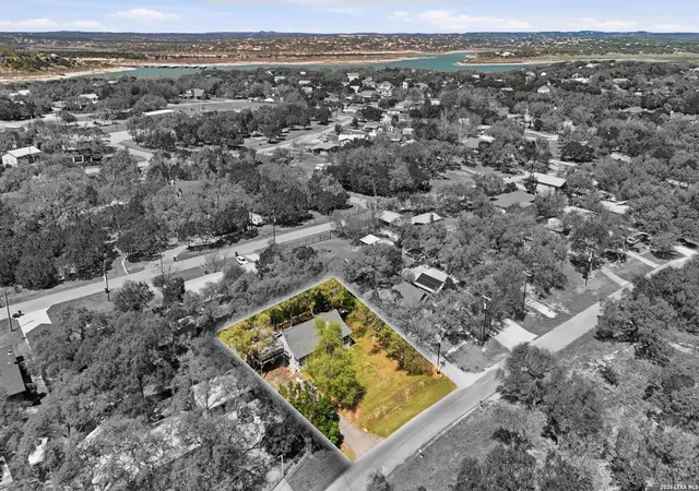 Photo 1 of Single family home for sale at 3400 Lakeview, Canyon Lake, TX 78133 | MLS# 1951094 | Listing updated on 2026-07-19