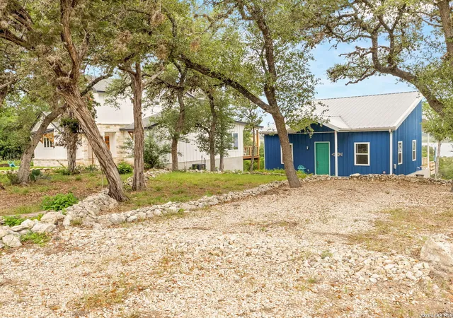 2nd image of 2135 Lakeview, Canyon Lake, TX 78133 | MLS# 1951097