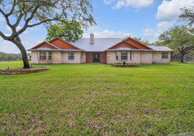 Homes for sale in Poteet, TX | 2112 Eichman Rd, Poteet, TX 78065 | MLS# 1951104