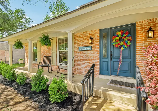 Photo 3 of Single family home for sale at 15719 Blue Creek St, San Antonio, TX 78232 | MLS# 1951108 | Listing updated on 2026-04-14
