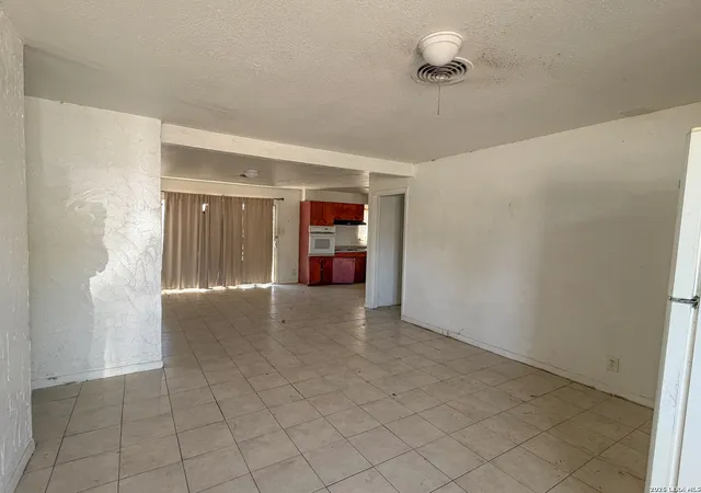 Photo 2 of Sale Pending at 150 Bunting, San Antonio, TX 78227 | MLS# 1951130 | Listing updated on 2026-04-15