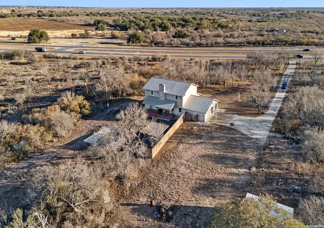 Homes for sale in Hondo, TX | 3940 Us Hwy 90, Hondo, TX 78861 | MLS# 1951144