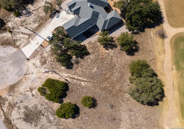 2nd image of 425 George Dolson, Blanco, TX 78606 | MLS# 1951167