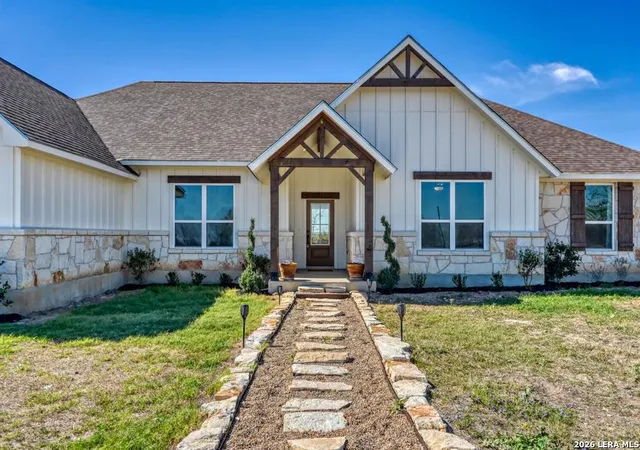 Photo 2 of Single family home for sale at 1642 Scull Rd, San Marcos, TX 78666 | MLS# 1951227 | Listing updated on 2026-10-08