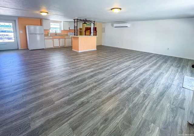 Photo 3 of Single family home for sale at 153 Pvt 4022, Beeville, TX 78102 | MLS# 1951237 | Listing updated on 2026-09-15