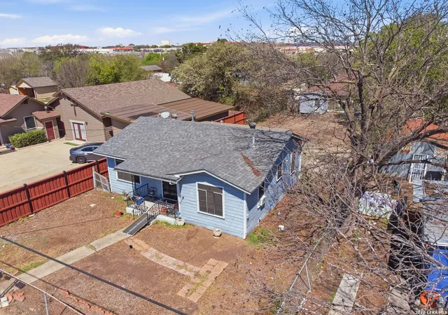 Photo 4 of Single family home for sale at 309 Gray, San Antonio, TX 78208 | MLS# 1951255 | Listing updated on 2026-04-06