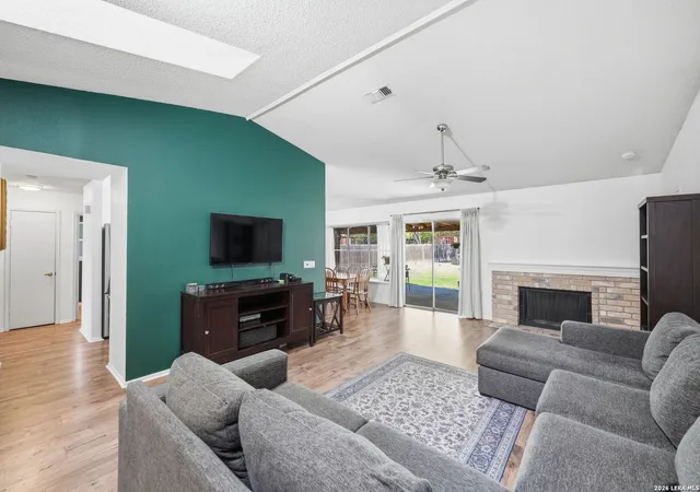 Photo 3 of Sale Pending at 419 Wagon Xing, Universal City, TX 78148 | MLS# 1951284 | Listing updated on 2026-04-02