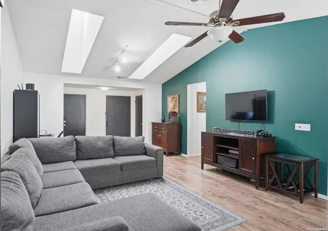 Photo 3 of Sale Pending at 419 Wagon Xing, Universal City, TX 78148 | MLS# 1951284 | Listing updated on 2026-04-02