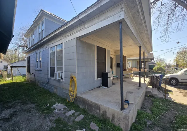 Photo 4 of House for sale at 230 Clifford, San Antonio, TX 78210 | MLS# 1951338 | Listing updated on 2026-04-03