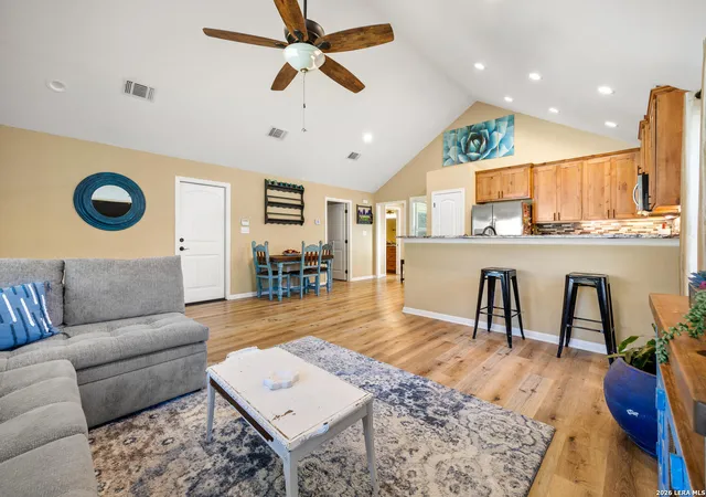 Photo 4 of Single family home for sale at 1306 Live Oak, Spring Branch, TX 78070 | MLS# 1951380 | Listing updated on 2026-06-30