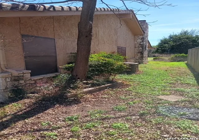Photo 2 of Single family home for sale at 747 Oakland Hills, Kerrville, TX 78028 | MLS# 1951414 | Listing updated on 2026-06-23