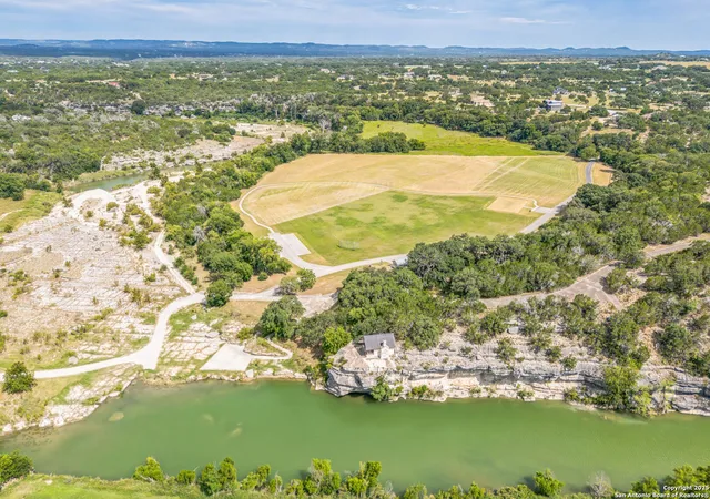 33rd image of 811 Horseshoe Falls, Bandera, TX 78003 | MLS# 1951456